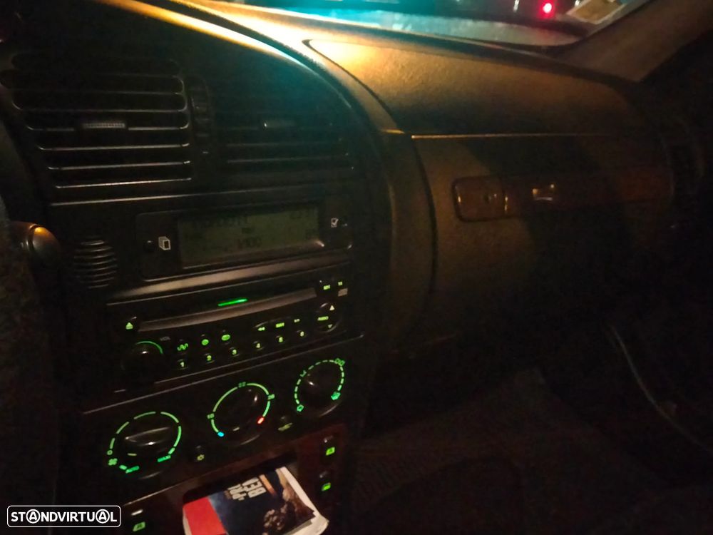 Citroën Xsara 1.4i SX Plus - 5