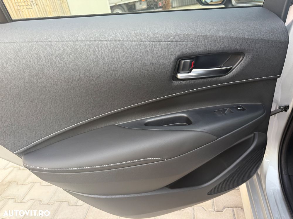 Toyota Corolla 2.0 HSD TS Exclusive Plus - 16