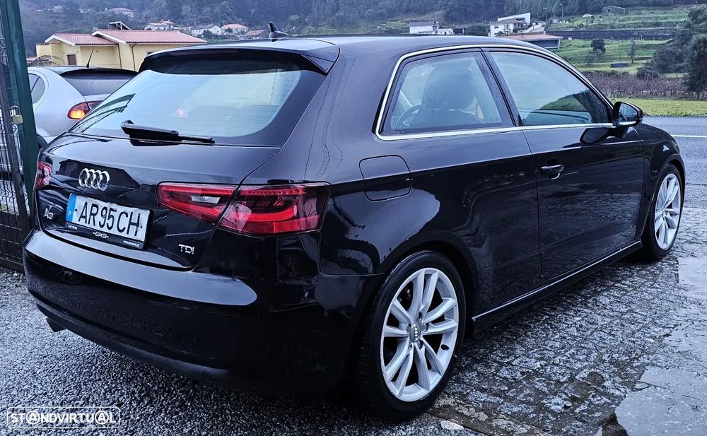Audi A3 1.6 TDI ultra Attraction - 2