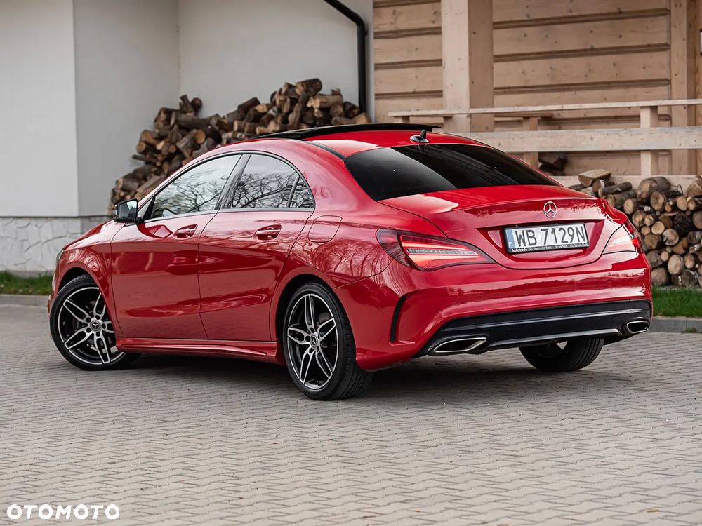 Mercedes-Benz CLA 200 7G-DCT AMG Line - 28
