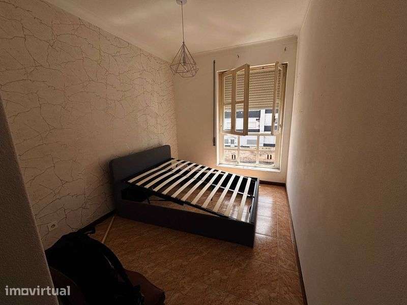 Arrenda-se Apartamento T3 – Centro de Soure - Grande imagem: 5/10