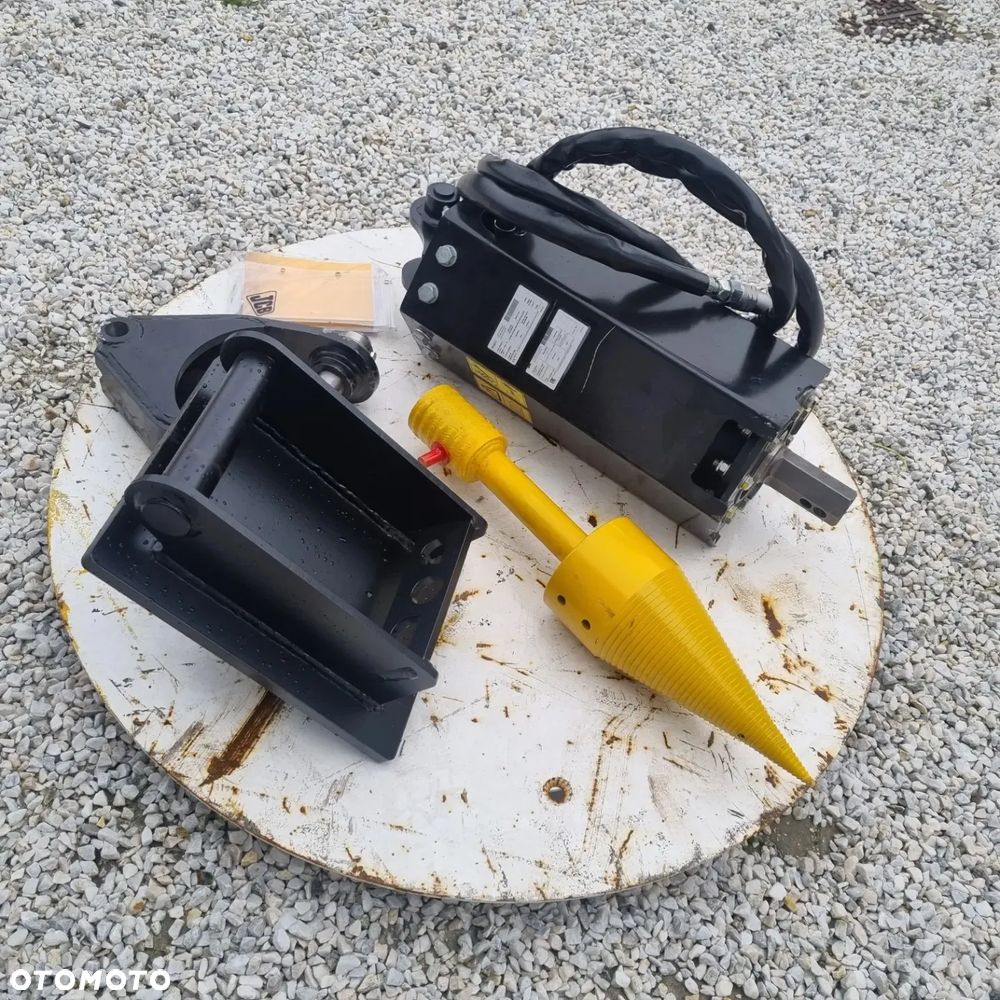 JCB - 3