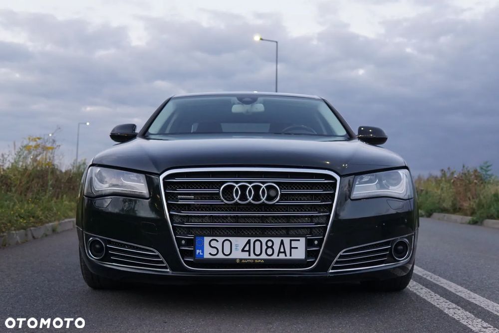 Audi A8 - 4