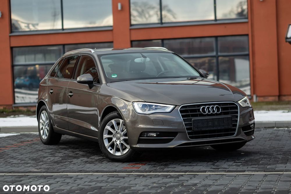 Audi A3 Sportback - 2