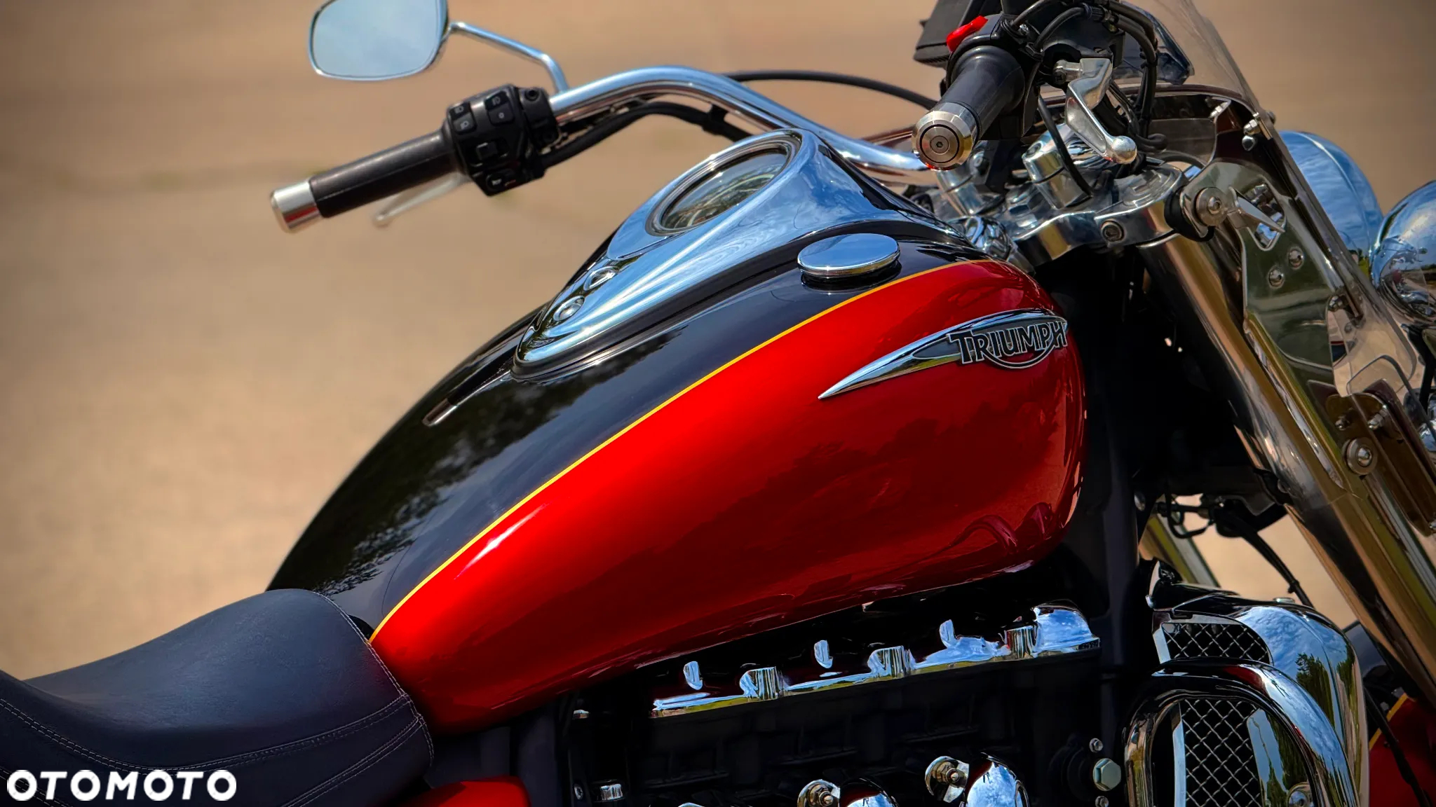 Triumph Rocket - 12