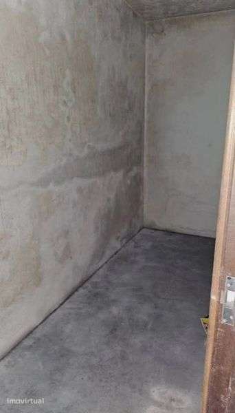 Lugar de Garagem com Arrecadação frchada - Grande imagem: 3/5