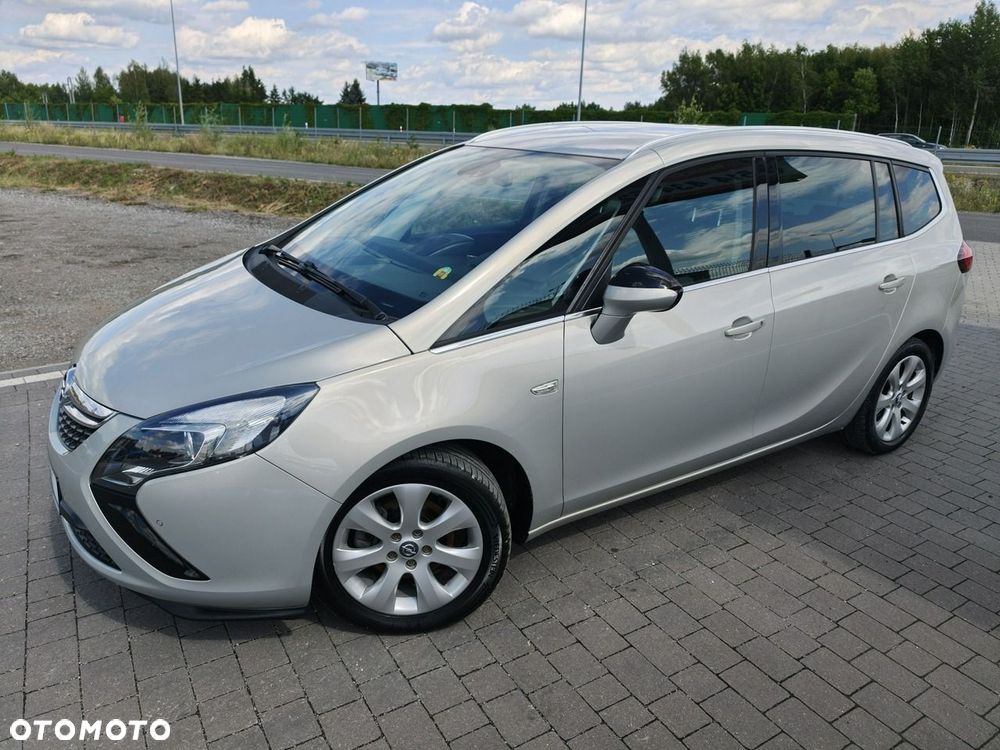 Opel Zafira - 2