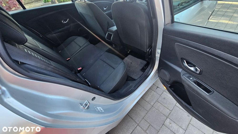 Renault Megane 1.5 dCi Expression - 21