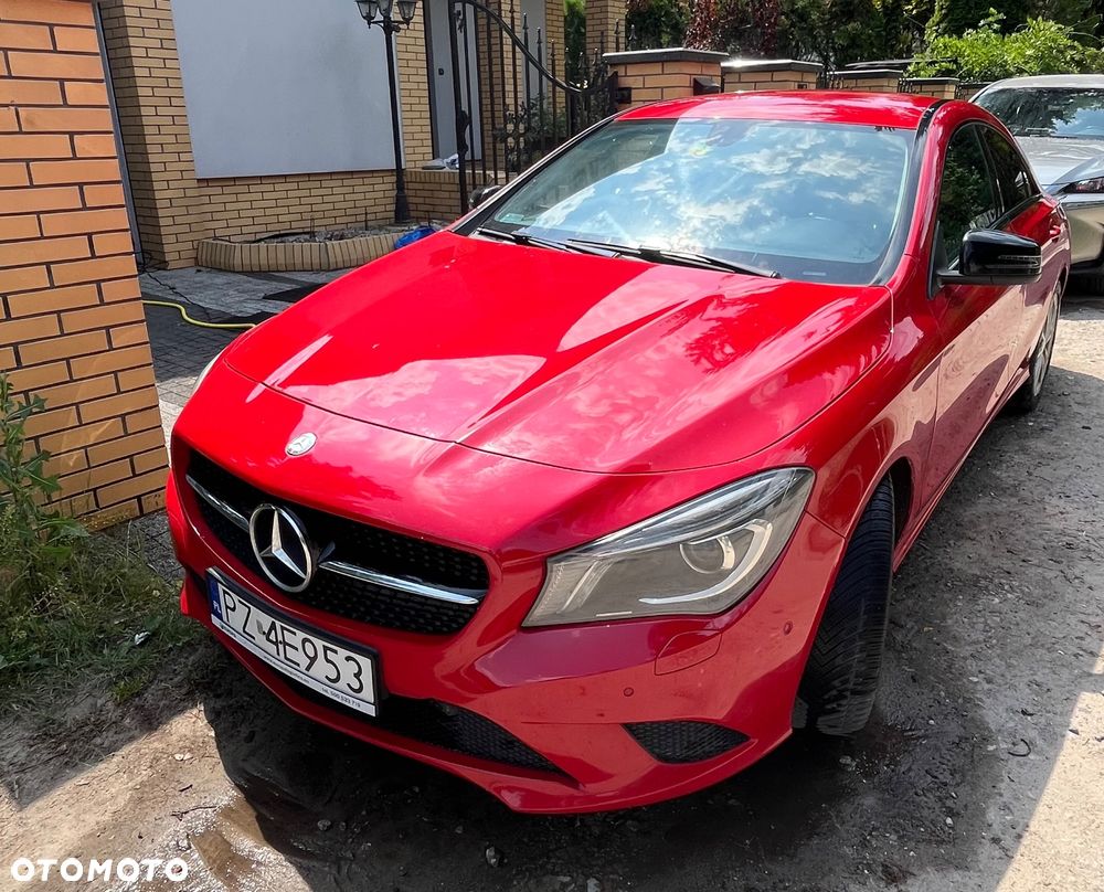Mercedes-Benz CLA 200 7G-DCT - 4