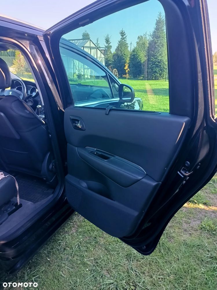 Peugeot 5008 1.6 HDi Premium - 19