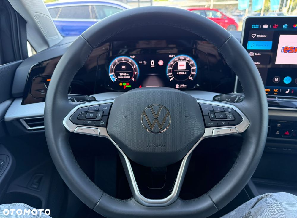 Volkswagen Golf Variant 1.5 eTSI mHEV Life DSG - 22