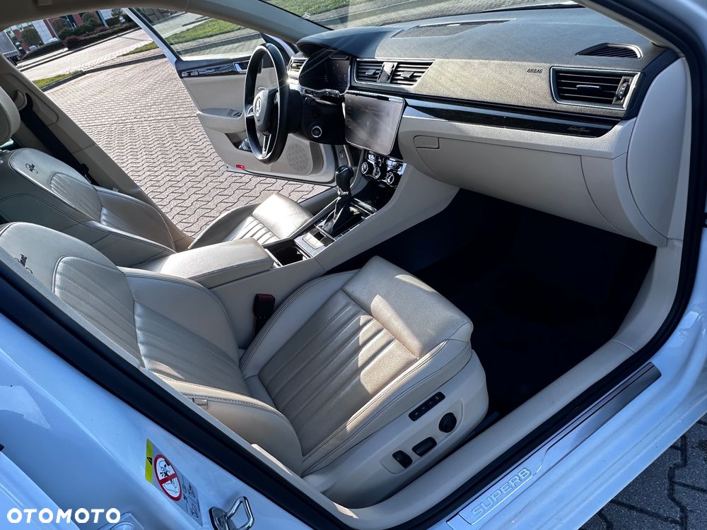 Skoda Superb - 14