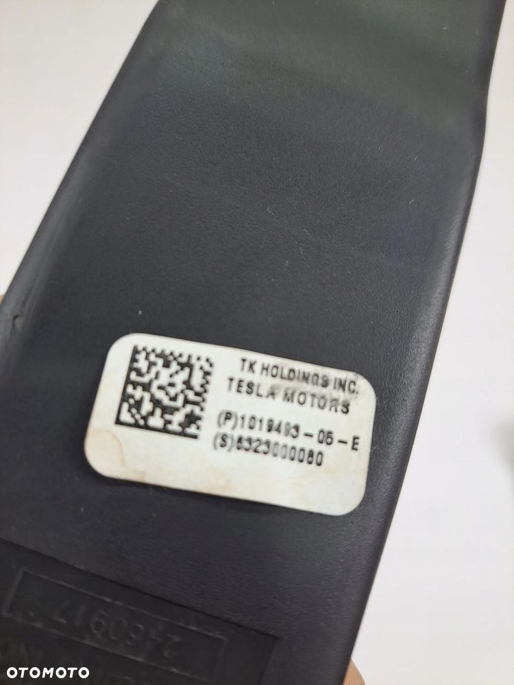TESLA MODEL X S ZAPINKA NAPINACZ PASA 1019493-05-E - 2