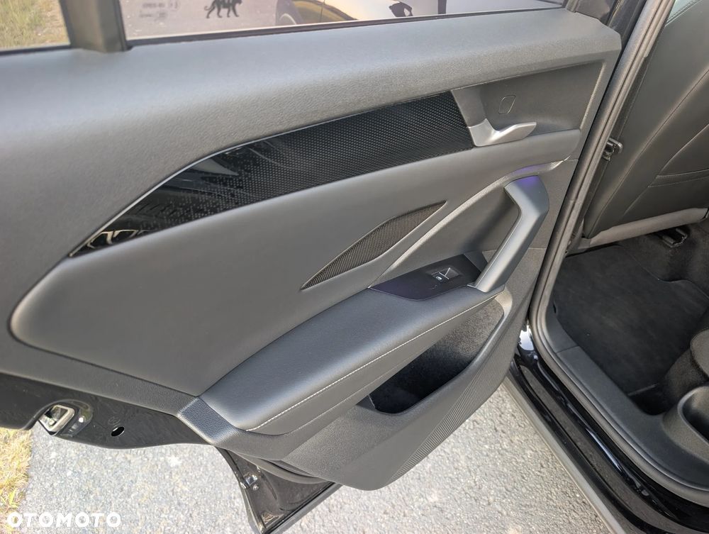Volkswagen Tiguan 1.5 eTSI Life DSG - 23