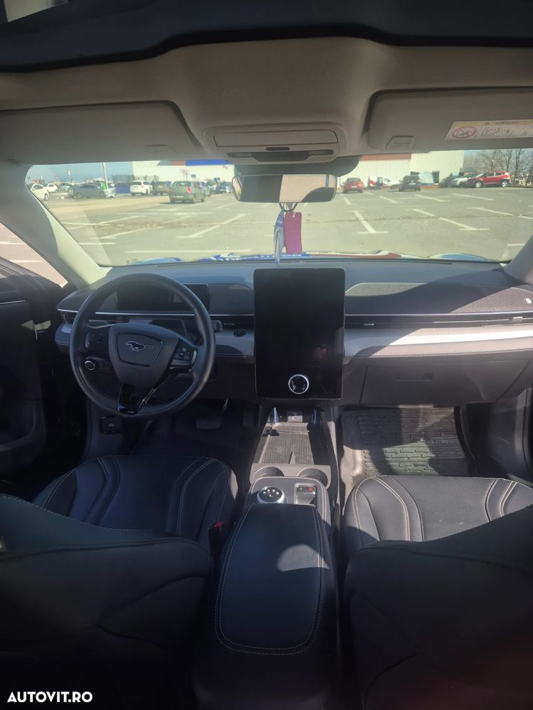 Ford Mustang Mach-E AWD Standard Range 198 kW Premium - 12