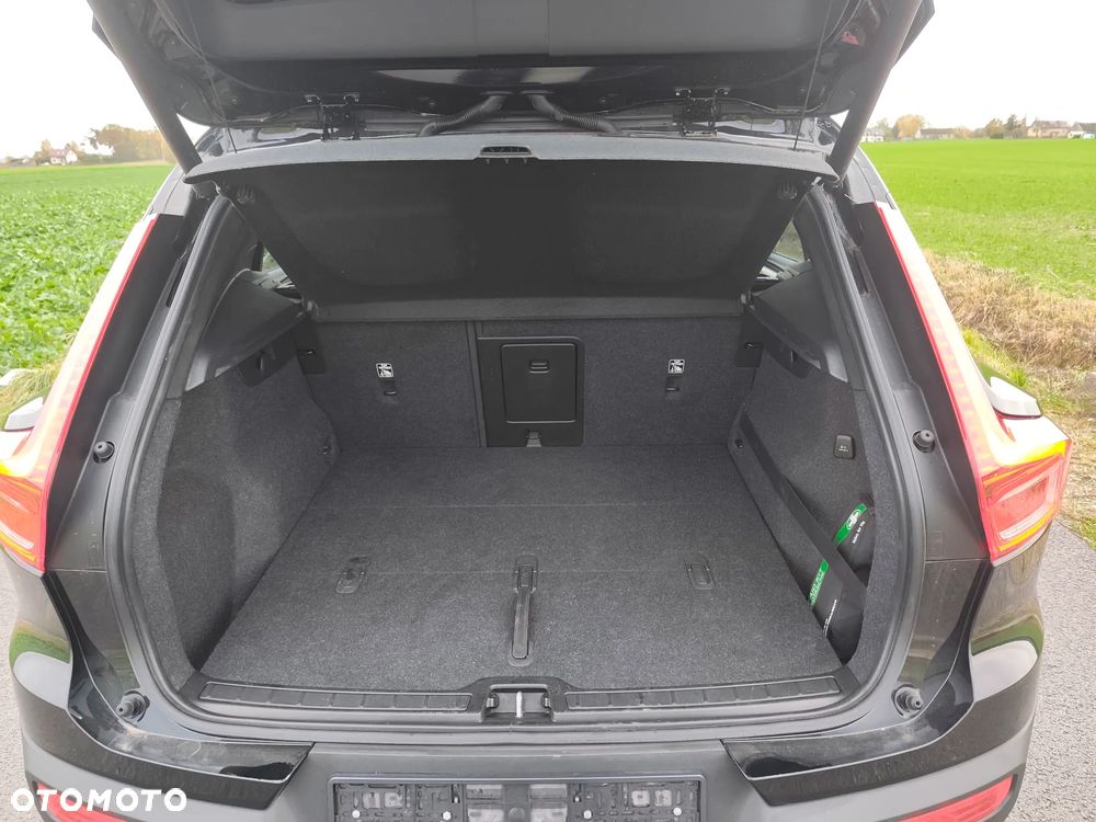 Volvo XC 40 T3 Momentum - 30