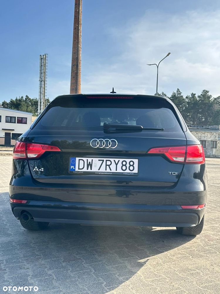 Audi A4 Avant 35 TDI S tronic - 5