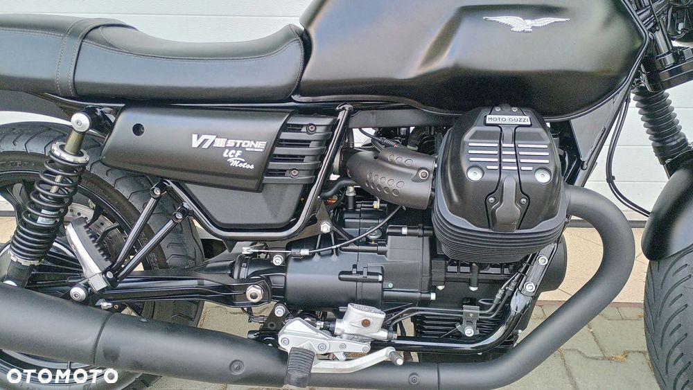 Moto Guzzi V7 - 21
