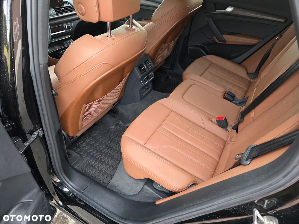 Audi Q5 55 TFSIe quattro S tronic S line - 5