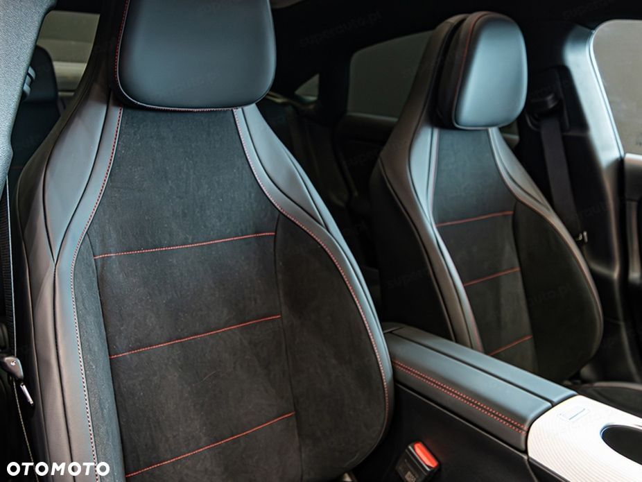 Mercedes-Benz CLA 180 mHEV 8G-DCT - 8