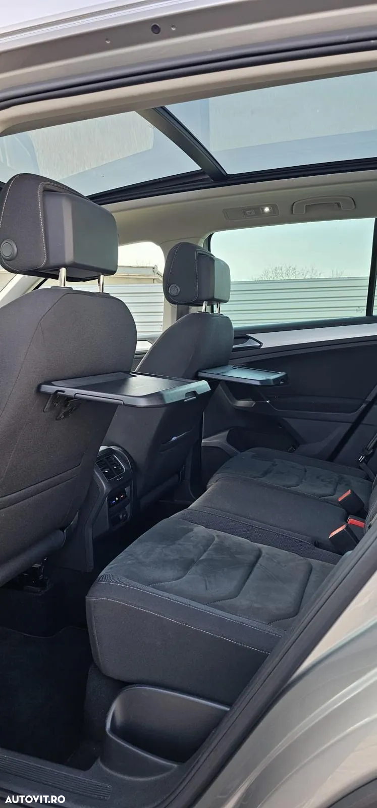 Volkswagen Tiguan - 8
