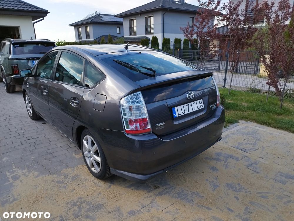 Toyota Prius 1.5 VVT-i Sol - 9