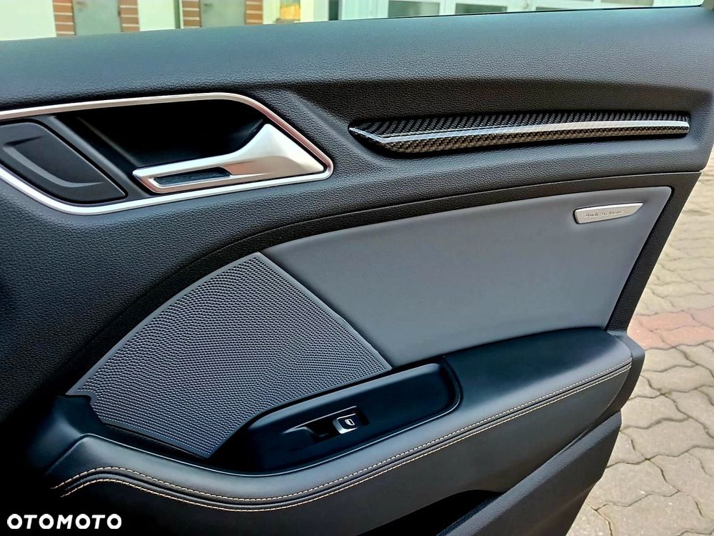 Audi RS3 Sportback - 37