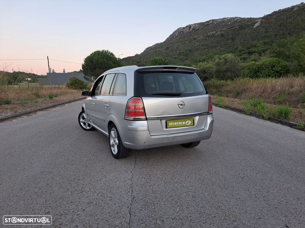 Opel Zafira 1.9 CDTI Cosmo - 27