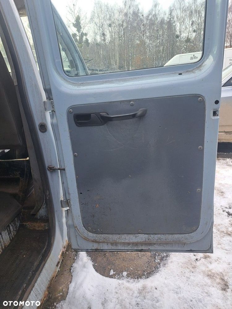 Drzwi tylne prawe double kabina VW t5 - 2
