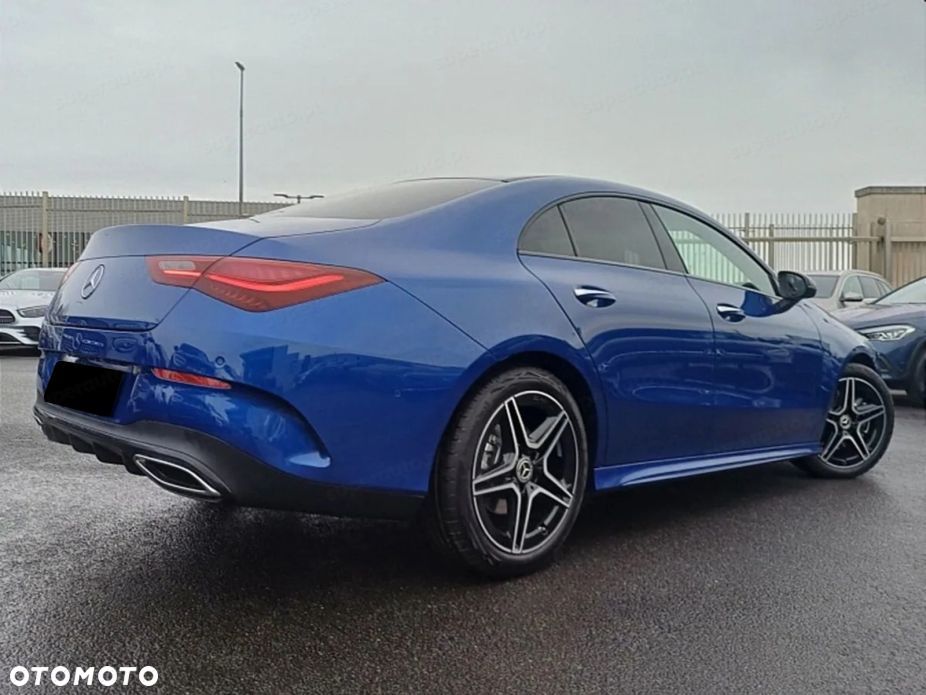 Mercedes-Benz CLA - 2