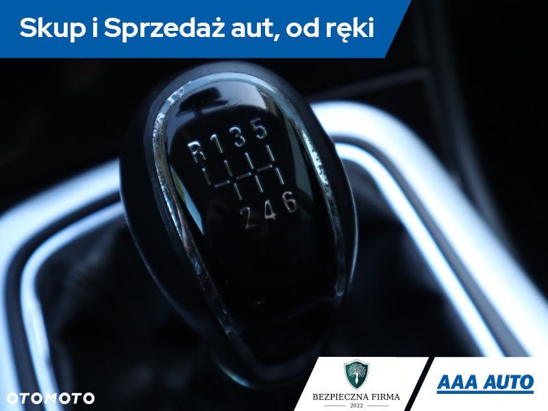 Opel Insignia - 15