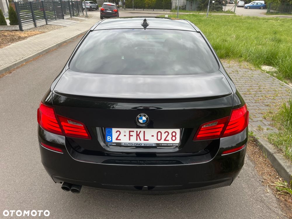 BMW Seria 5 525d - 10