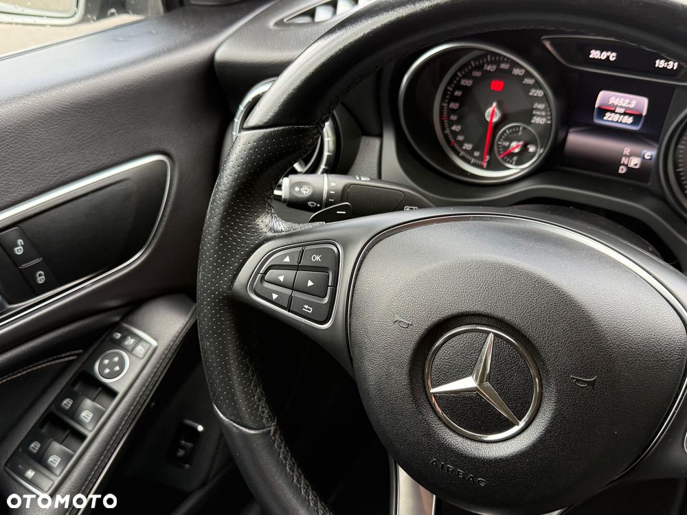 Mercedes-Benz CLA - 11