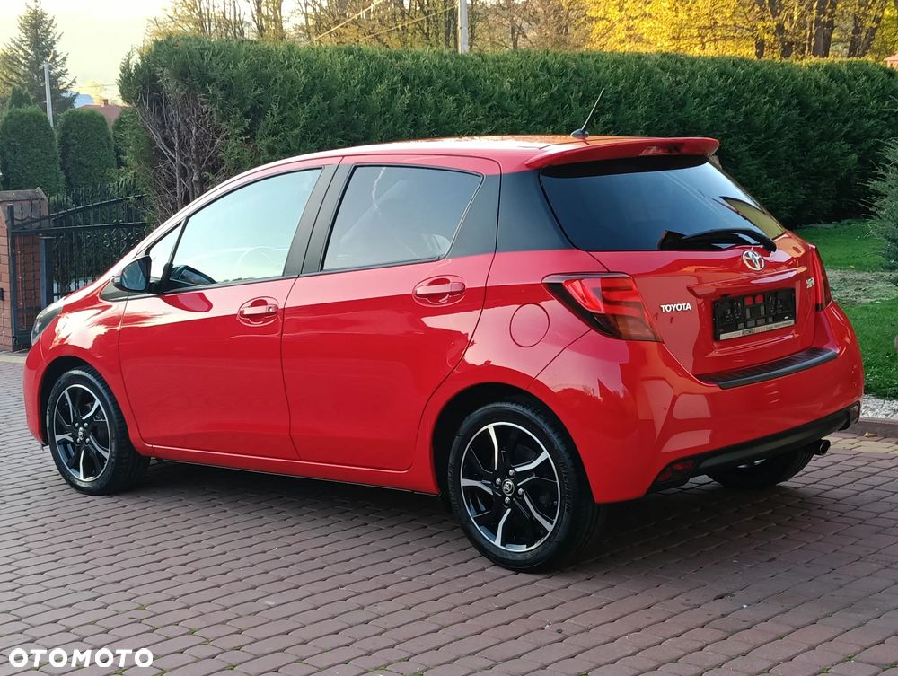 Toyota Yaris 2014 photo 3