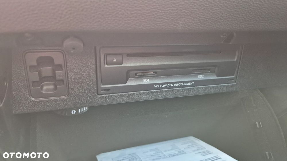 Volkswagen Passat - 26