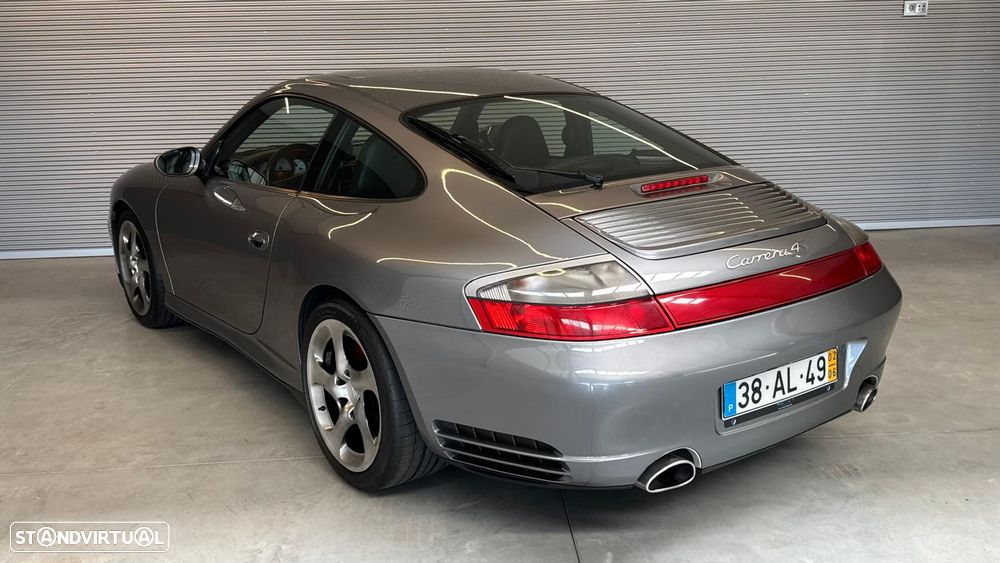 Porsche 911 (996) Carrera 4S - 7