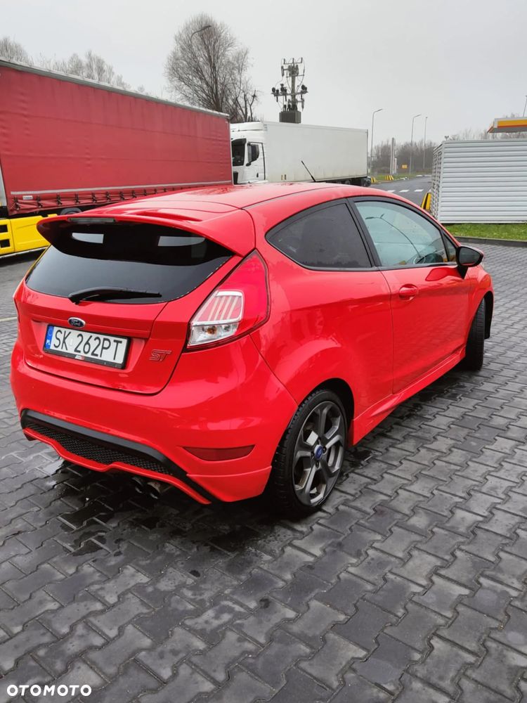 Ford Fiesta ST2 - 3