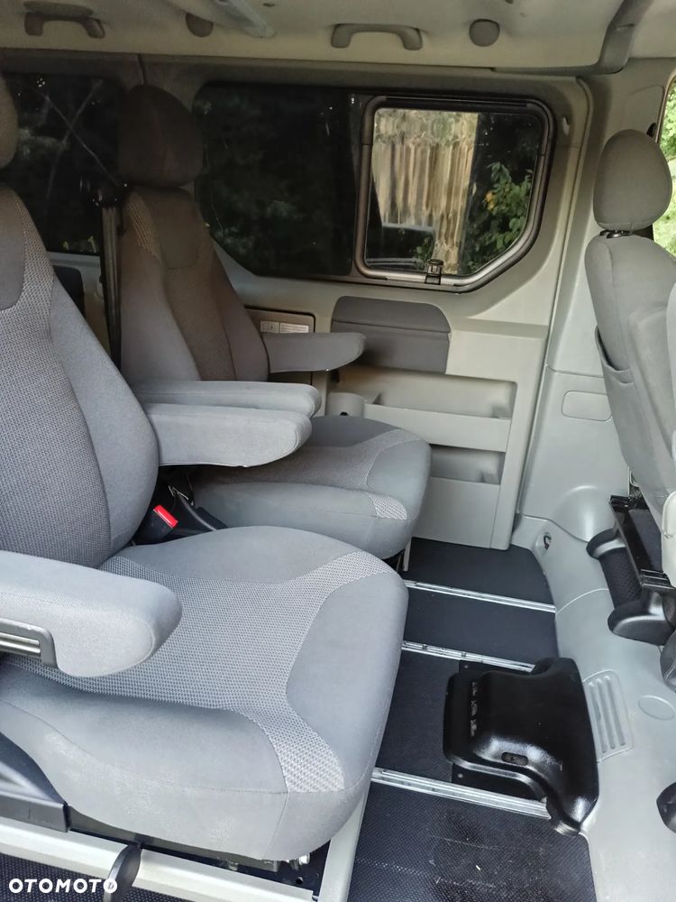 Opel Vivaro - 17