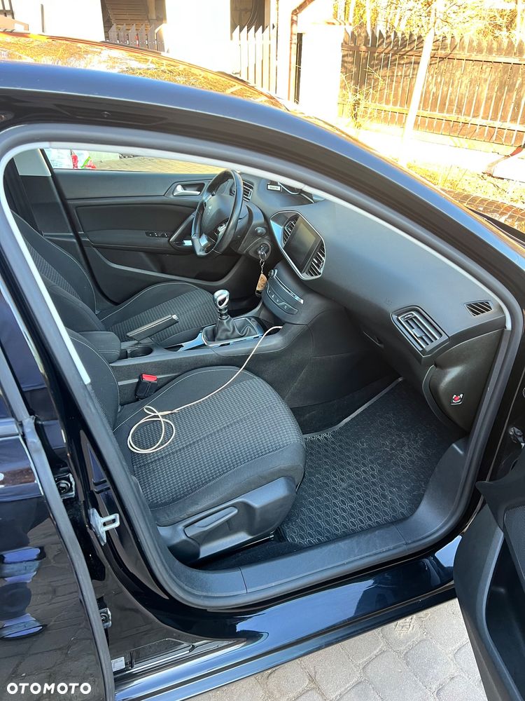 Peugeot 308 - 14