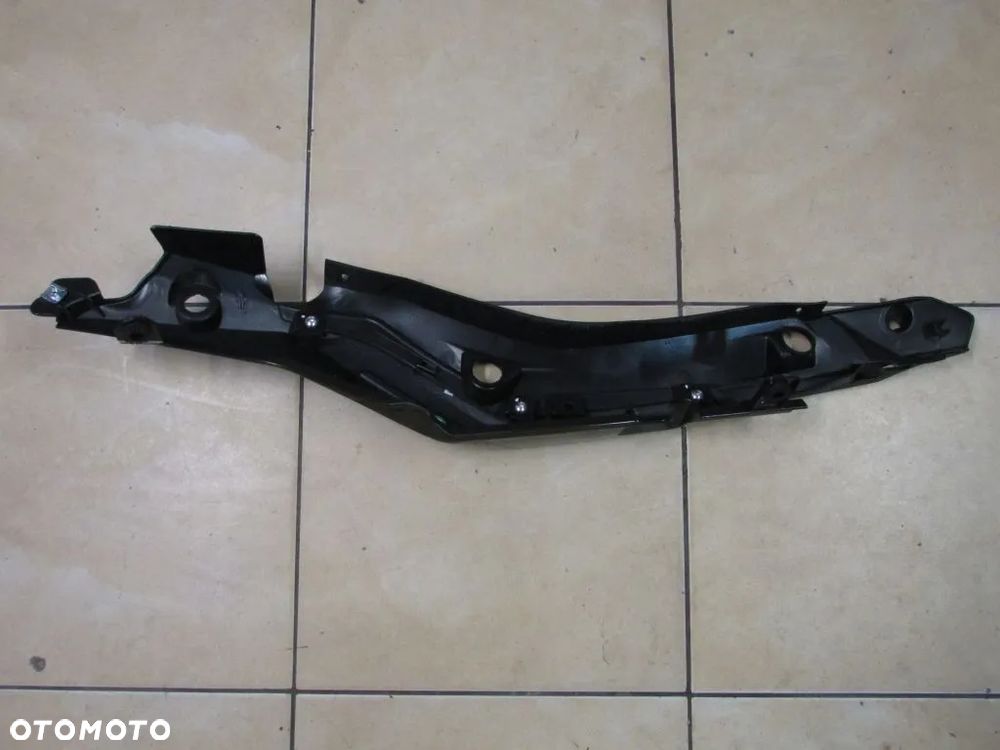 Benelli TRK 502X owiewka zadupek ogon lewy - 2