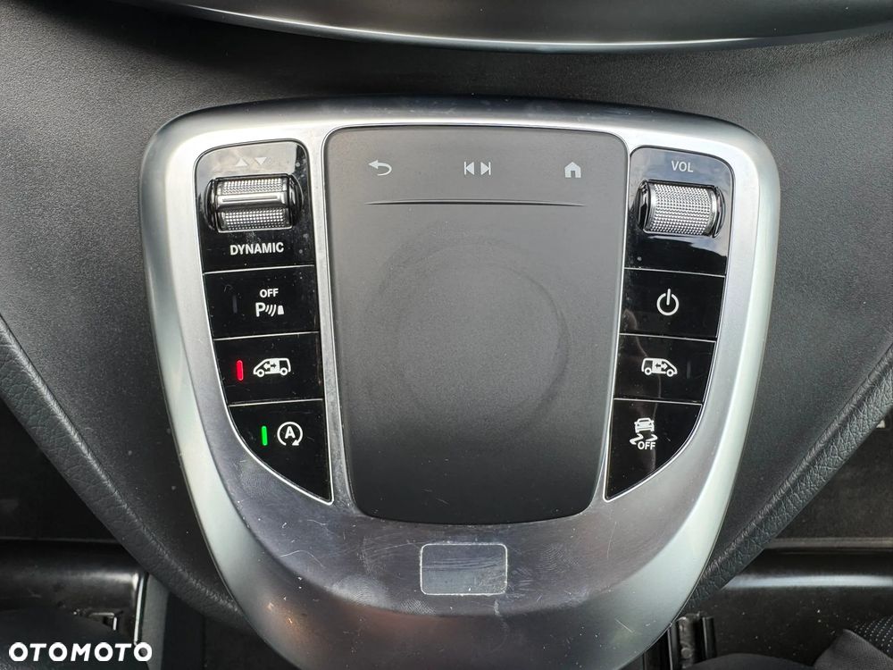 Mercedes-Benz Klasa V 300 d 4-Matic Avantgarde 9G-Tronic (ekstra d³) - 22