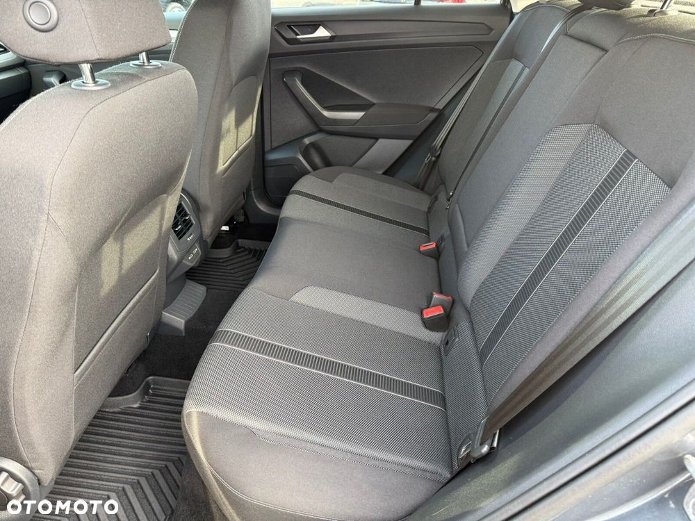 Volkswagen T-Roc 1.5 TSI Life DSG - 26