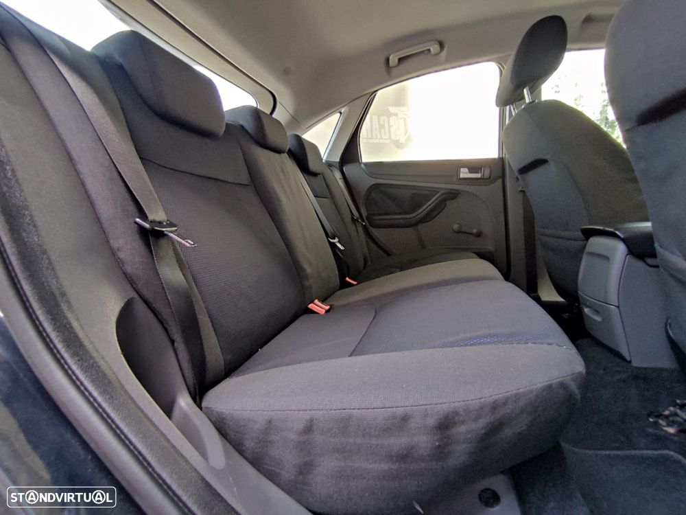 Ford Focus 1.6 TDCi Trend - 19