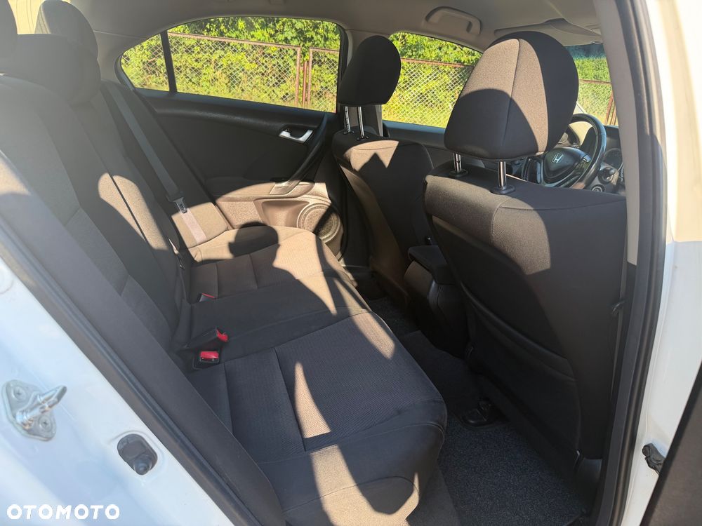 Honda Accord 2.0 Elegance - 10