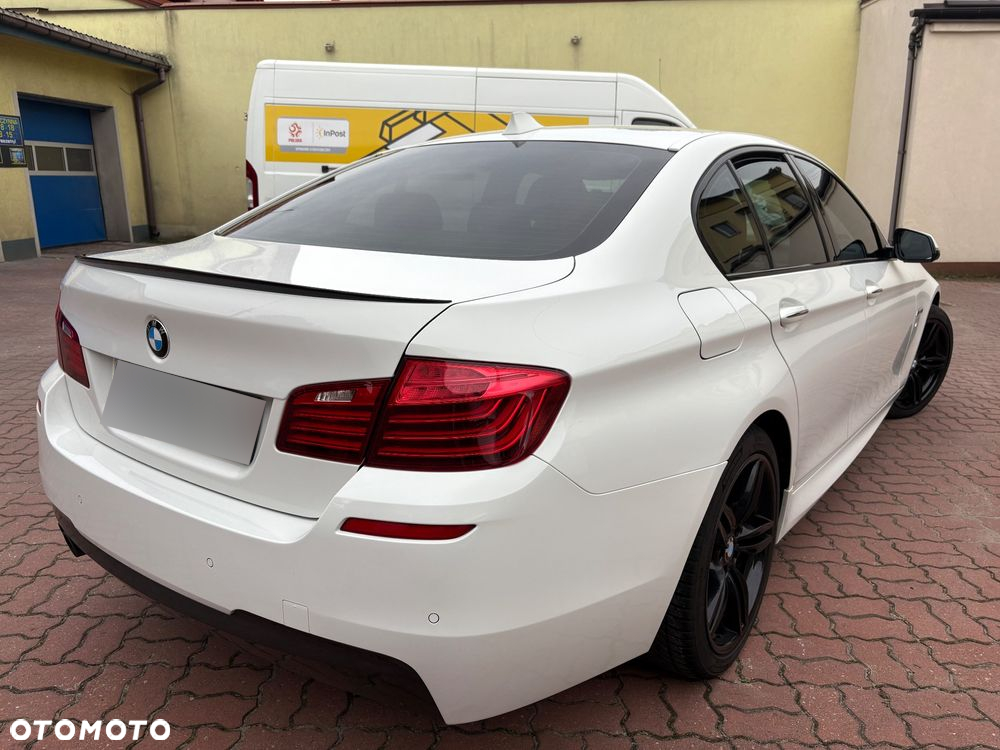 BMW Seria 5 525d xDrive - 8