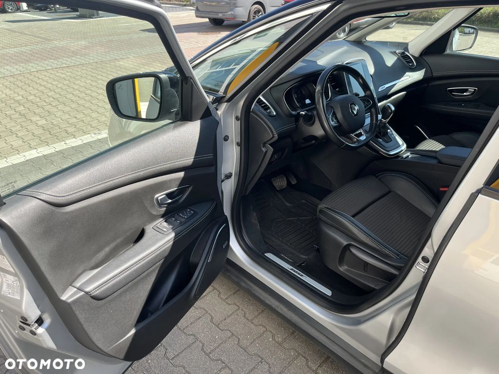 Renault Grand Scenic BLUE dCi 150 EDC BOSE EDITION - 13