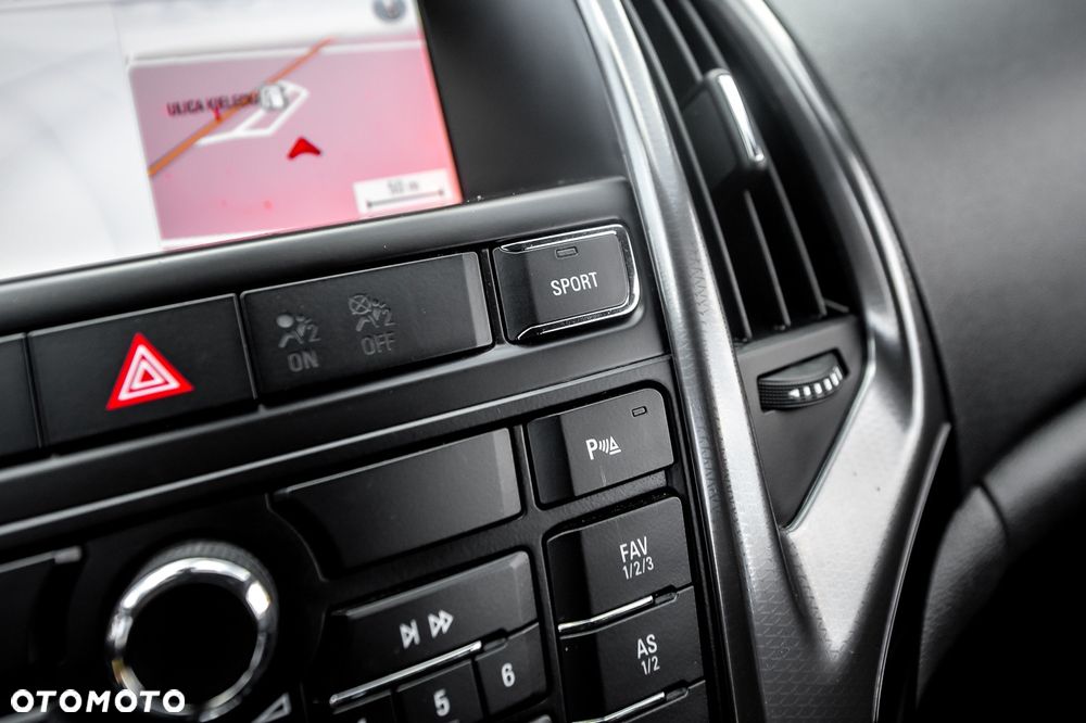 Opel Astra OPC Start/Stop - 21