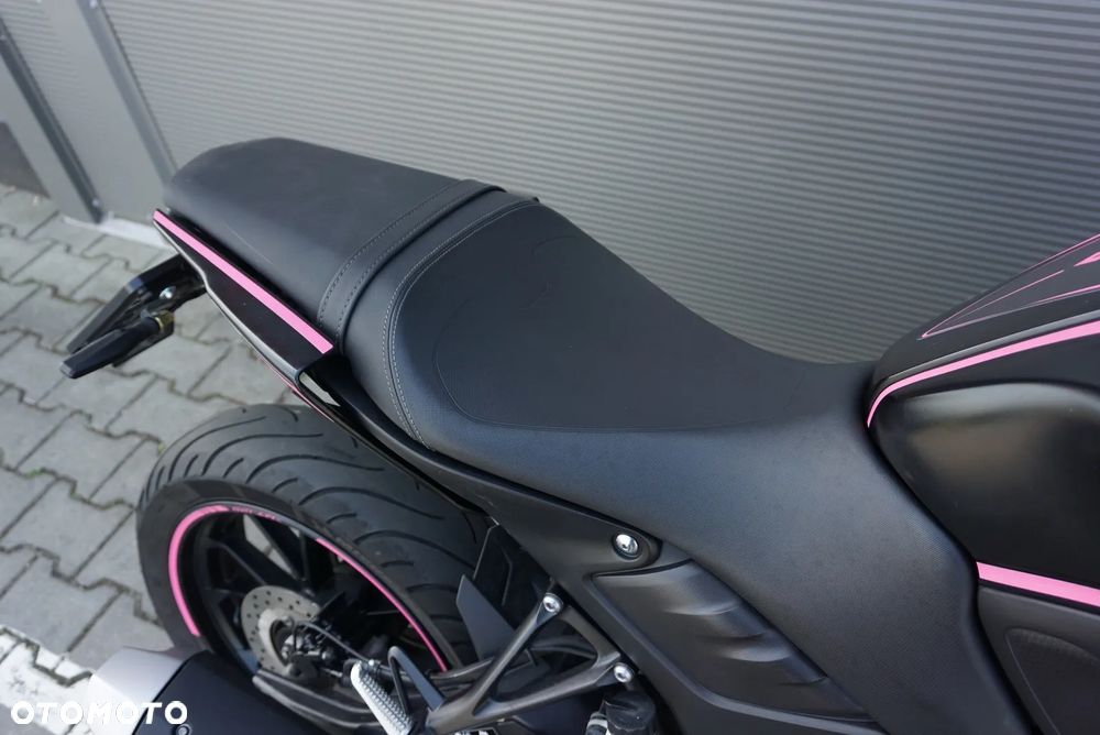 Yamaha MT - 6