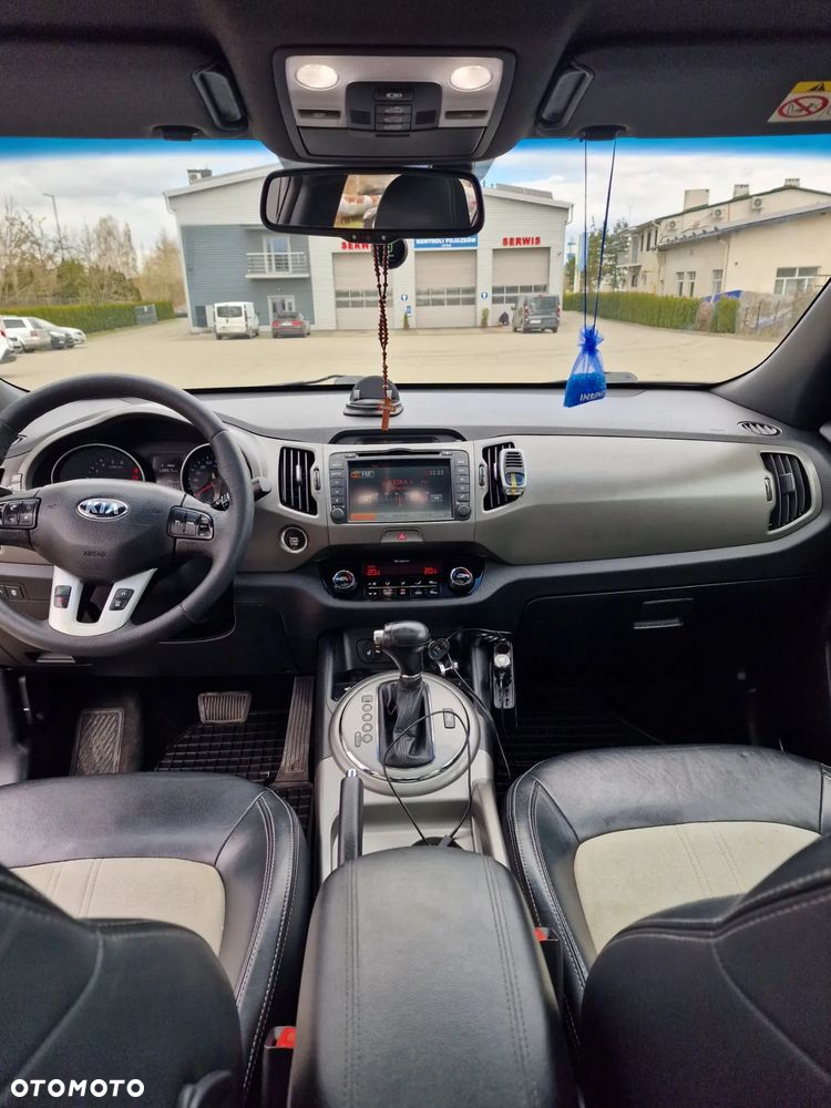 Kia Sportage - 13