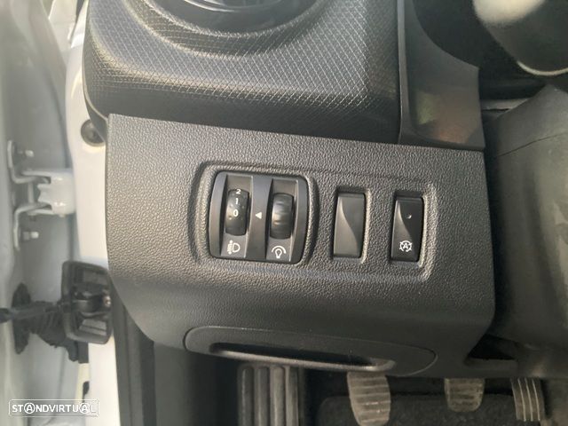 Renault Clio 1.5 dCi Limited - 17